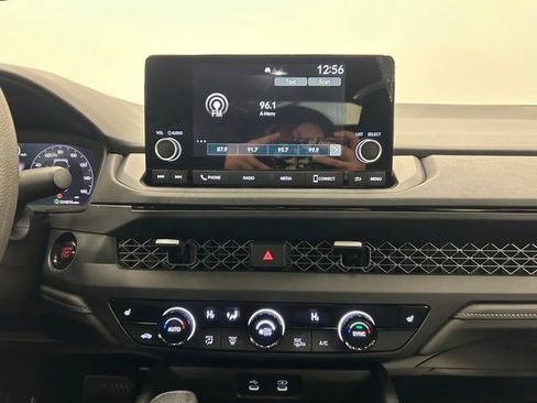 Used 2023 Honda Accord EX image 24