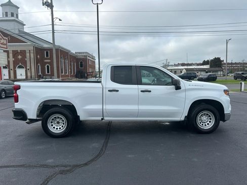 Used 2022 Chevrolet Silverado 1500 W/T w/ WT Value Package RWD image 4