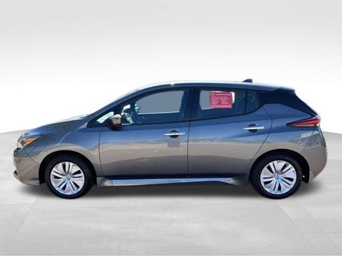 Certified 2025 Nissan Leaf S FWD image 5
