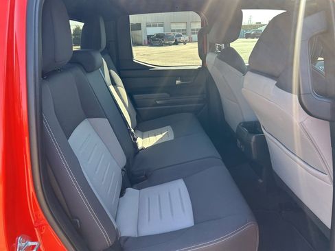 Used 2024 Toyota Tacoma TRD Sport w/ TRD Sport Upgrade Package image 22