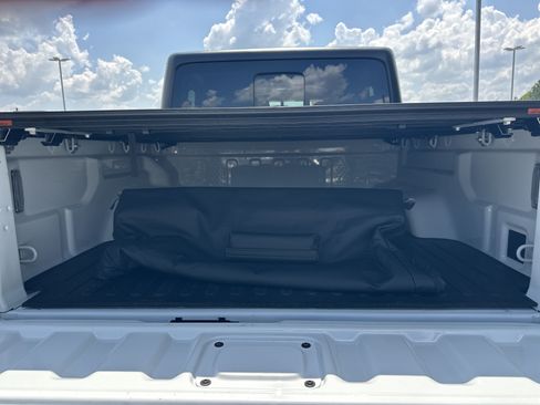 Used 2021 Jeep Gladiator Mojave AWD/4WD image 20
