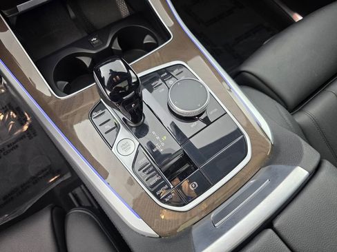 Used 2022 BMW X5 sDrive40i RWD image 25