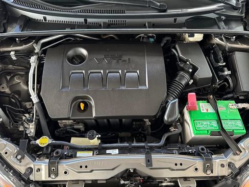 Used 2017 Toyota Corolla LE image 12