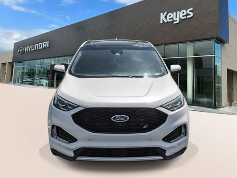 Used 2019 Ford Edge ST w/ Equipment Group 401A AWD/4WD image 2