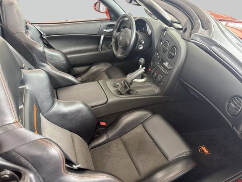 Used 2005 Dodge Viper SRT-10 w/ Copperhead Edition Group RWD image 31