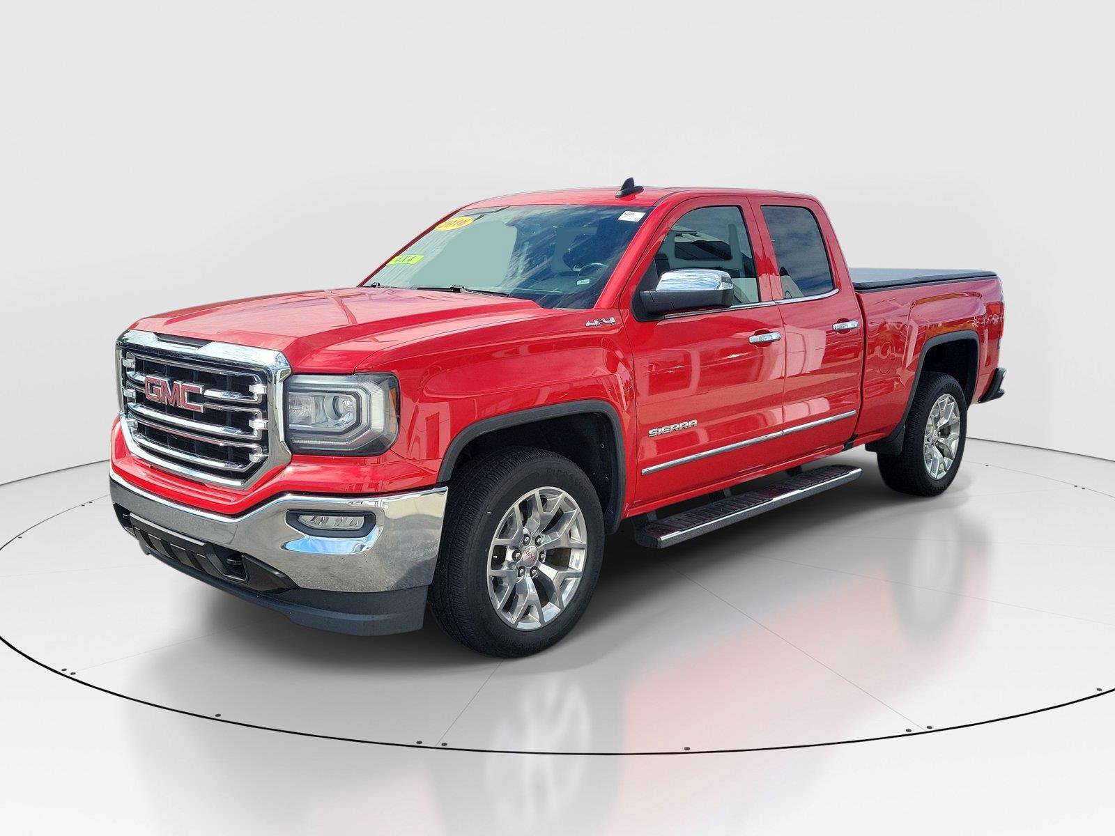 Used 2018 GMC Sierra 1500 SLT w/ SLT Premium Package AWD/4WD image 2