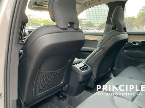 Certified 2025 Volvo XC90 B5 Plus image 15