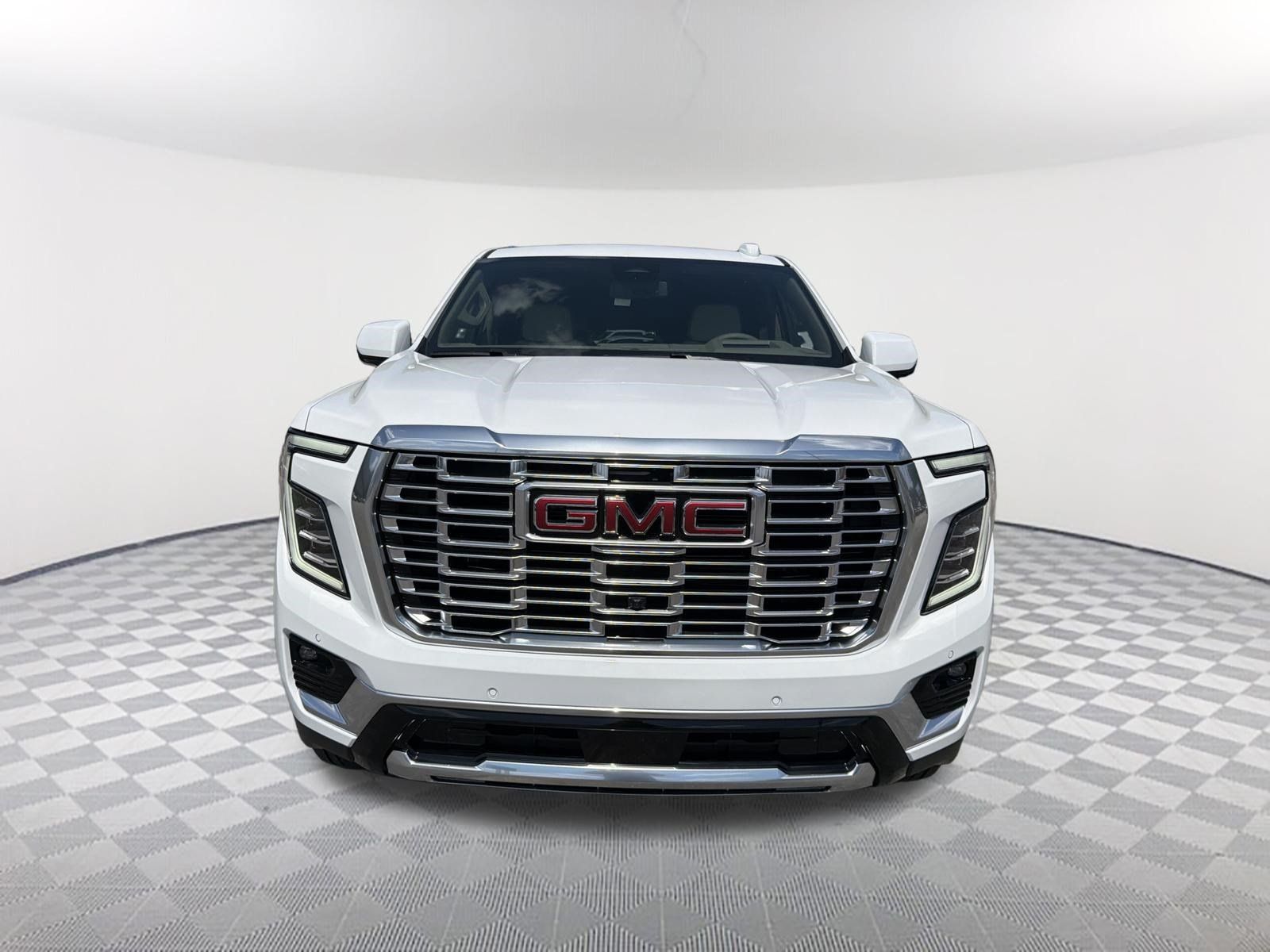 New 2026 GMC Yukon Denali w/ Sun & Power Step Package AWD/4WD image 9