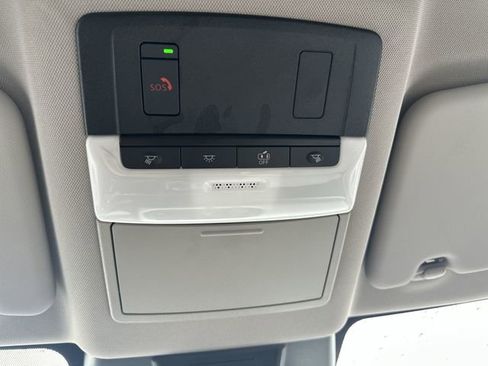 Certified 2023 Nissan Rogue SV image 18