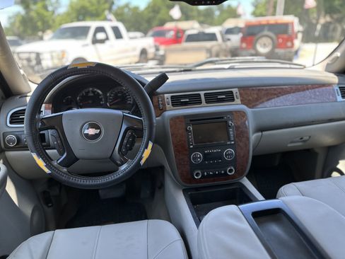 Used 2007 Chevrolet Silverado 1500 LTZ w/ Safety Package image 10