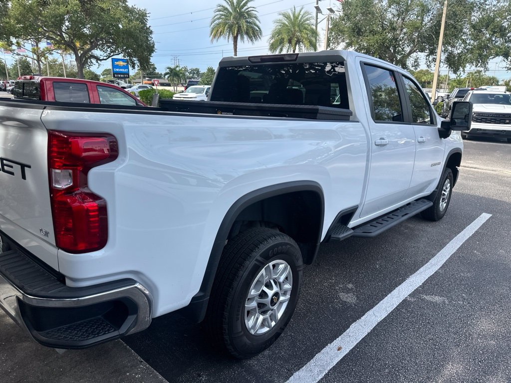 Used 2024 Chevrolet Silverado 2500 LT RWD image 5
