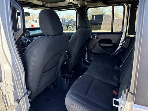 Used 2021 Jeep Wrangler Unlimited Sport image 24