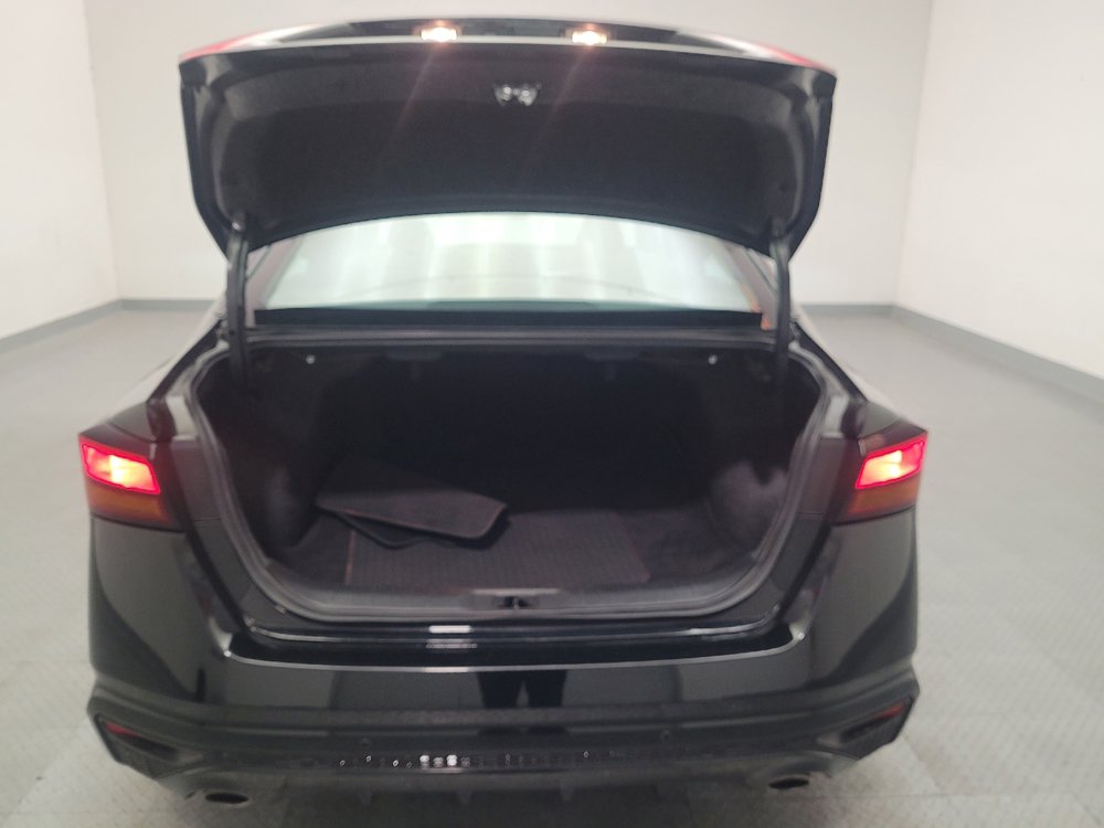 Used 2024 Nissan Altima 2.5 SR FWD image 29