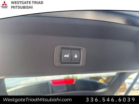 New 2025 Mitsubishi Outlander SE image 25