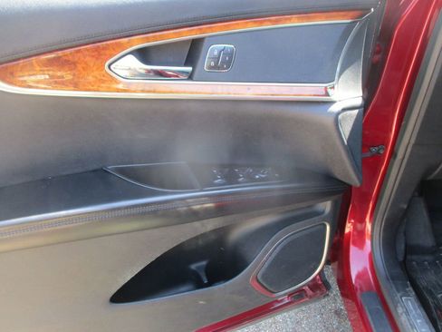 Used 2016 Lincoln MKX Reserve AWD/4WD image 11