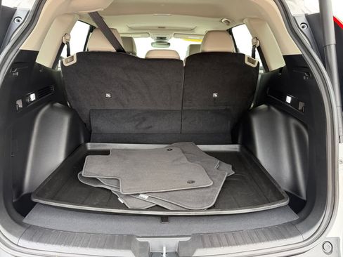 Used 2024 Honda CR-V EX-L image 4