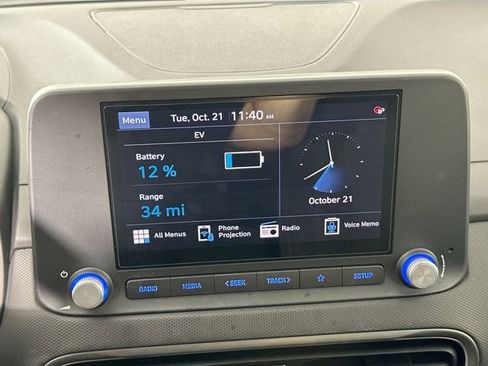 Used 2023 Hyundai Kona SE w/ Cargo Package image 11