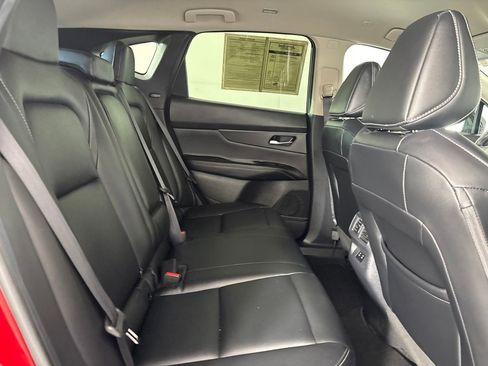 Used 2025 Nissan Murano SV AWD/4WD image 24