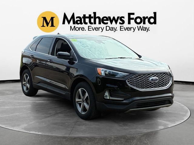 Certified 2023 Ford Edge SEL w/ Convenience Package AWD/4WD image 8