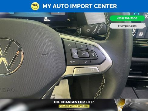 Used 2024 Volkswagen Atlas Cross Sport SE AWD/4WD image 18