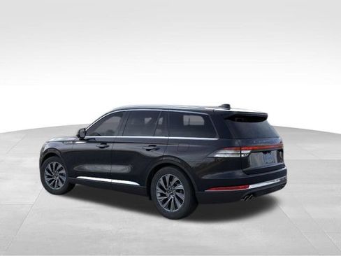 New 2026 Lincoln Aviator AWD image 5