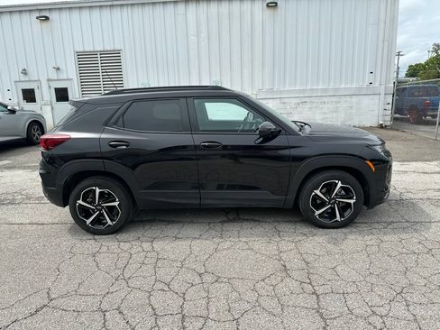 Used 2022 Chevrolet TrailBlazer RS w/ Convenience Package FWD image 4