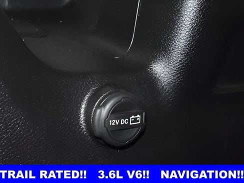 Used 2023 Jeep Wrangler Unlimited Rubicon w/ Cold Weather Group AWD/4WD image 32