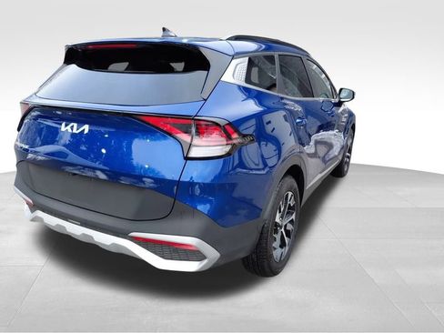 Used 2025 Kia Sportage EX w/ Premium Package image 6