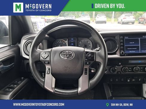 Used 2021 Toyota Tacoma TRD Off-Road w/ Technology Package AWD/4WD image 23