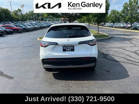 Used 2025 Honda HR-V EX-L image 6