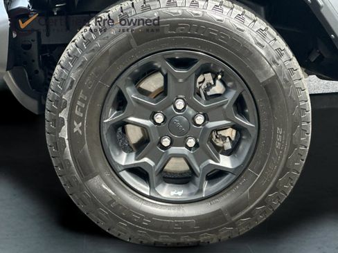 Used 2023 Jeep Wrangler Unlimited AWD/4WD image 26