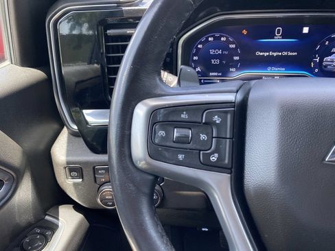 Used 2022 Chevrolet Silverado 1500 LT w/ Z71 Off-Road Package AWD/4WD image 20