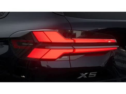 New 2026 BMW X5 sDrive40i w/ M Sport Package image 8