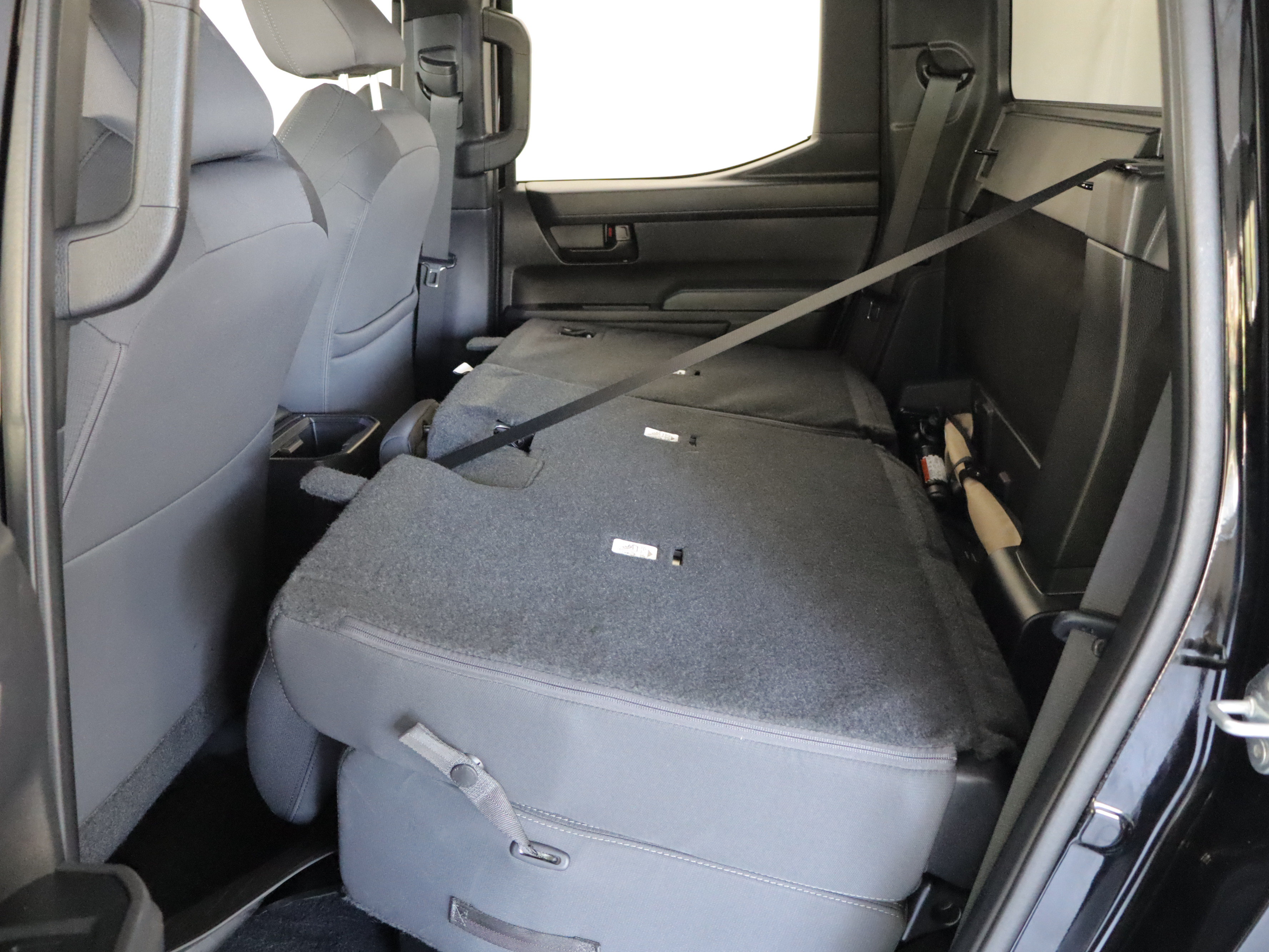 Used 2024 Toyota Tacoma SR RWD image 11