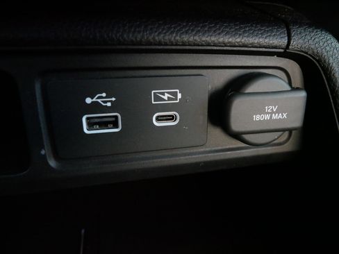 Used 2025 Honda Pilot EX-L image 28