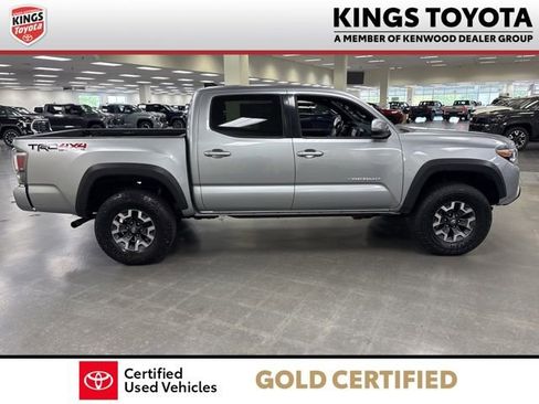 Certified 2023 Toyota Tacoma TRD Off-Road w/ Technology Package AWD/4WD image 9
