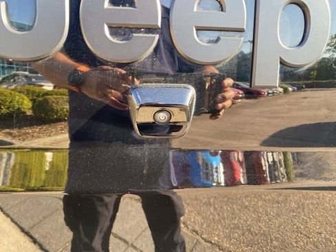 Used 2021 Jeep Gladiator Sport w/ Auxiliary Switch Group image 17