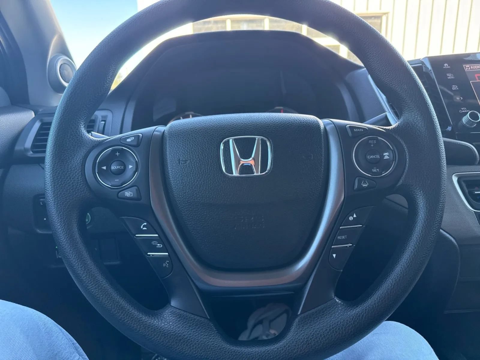 Used 2023 Honda Ridgeline Sport image 15
