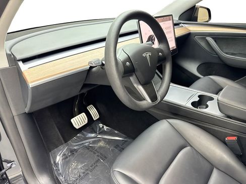 Used 2024 Tesla Model Y Performance AWD/4WD image 49