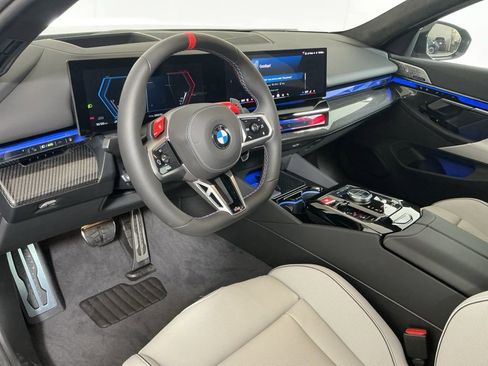New 2026 BMW M5 w/ Executive Package image 24