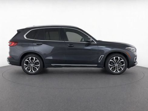 Used 2023 BMW X5 xDrive40i w/ Premium Package AWD/4WD image 2