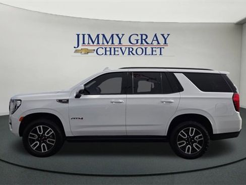Used 2021 GMC Yukon AT4 w/ AT4 Premium Plus Package image 6