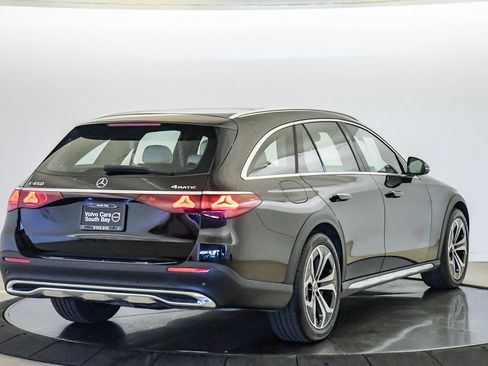 Used 2025 Mercedes-Benz E 450 4MATIC All-Terrain Wagon image 5