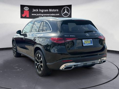 Certified 2025 Mercedes-Benz GLC 350e 4MATIC image 3