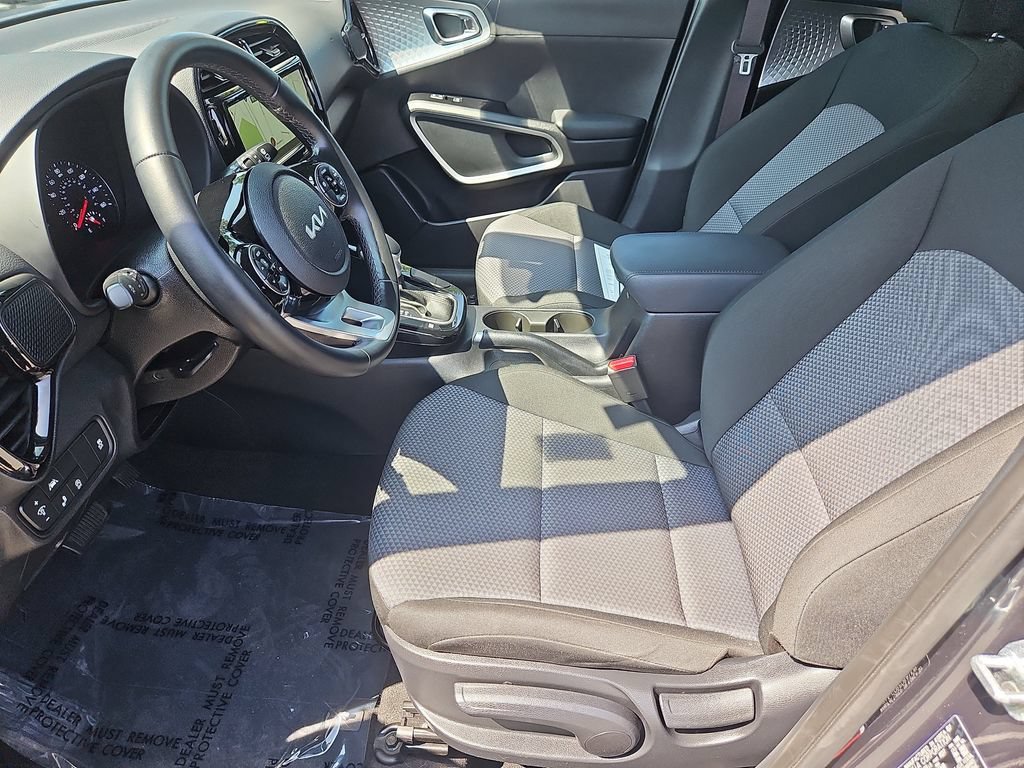 Certified 2022 Kia Soul X-Line FWD image 26