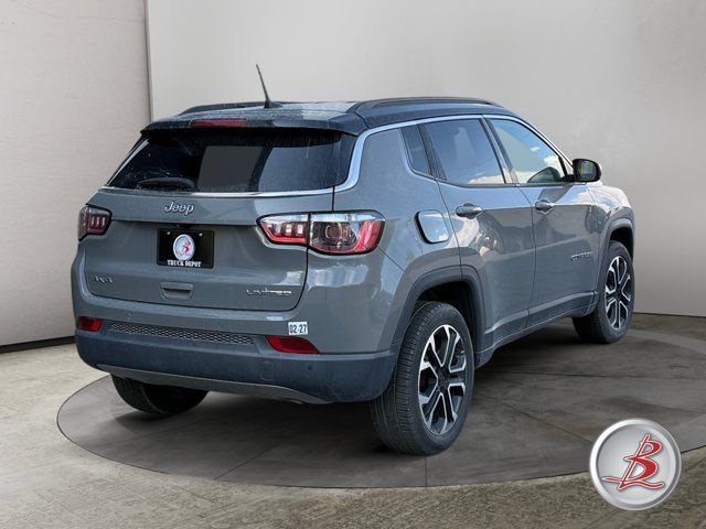 Used 2024 Jeep Compass Limited AWD/4WD image 7
