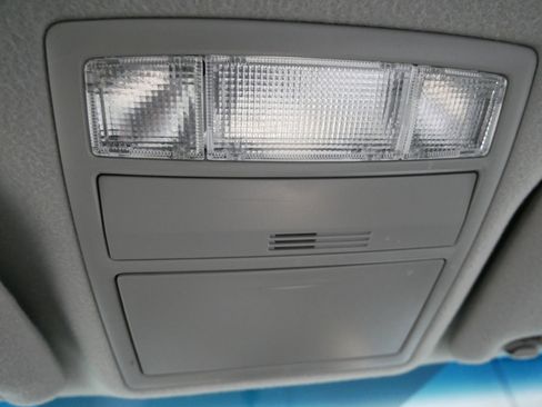 Used 2011 Toyota Camry LE image 31