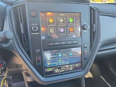 Used 2024 Subaru Crosstrek 2.0i w/ Crosstrek Mirror Package image 16