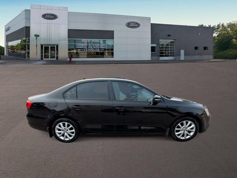 Used 2012 Volkswagen Jetta SE FWD image 9