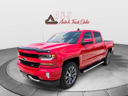Used 2017 Chevrolet Silverado 1500 LT w/ True North Edition AWD/4WD image 3